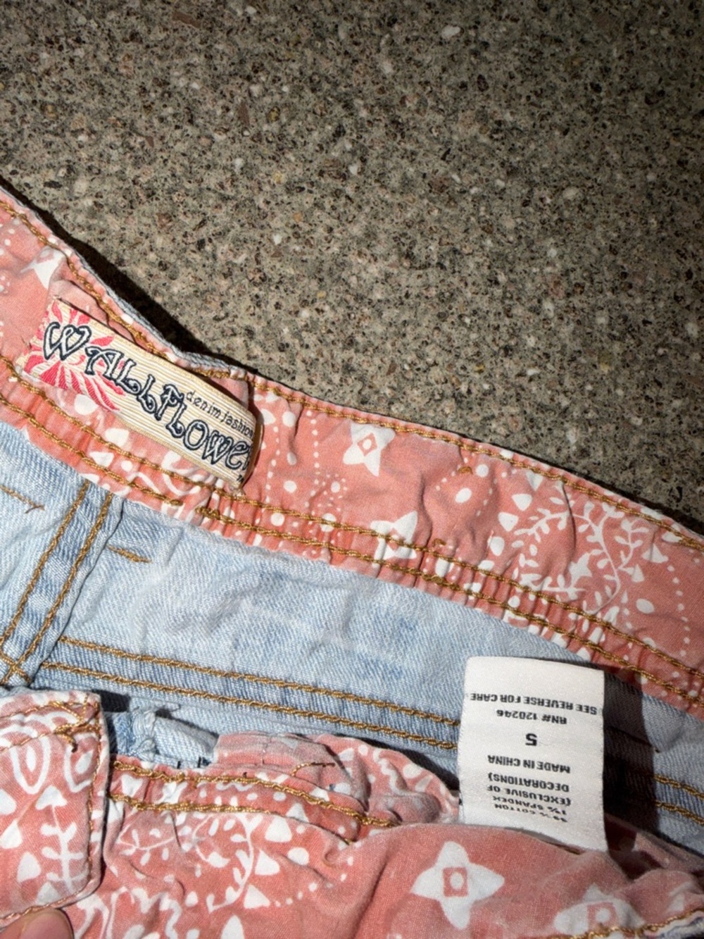 Y2k Wallflower Distressed Denim Shorts - Picture 2 of 3